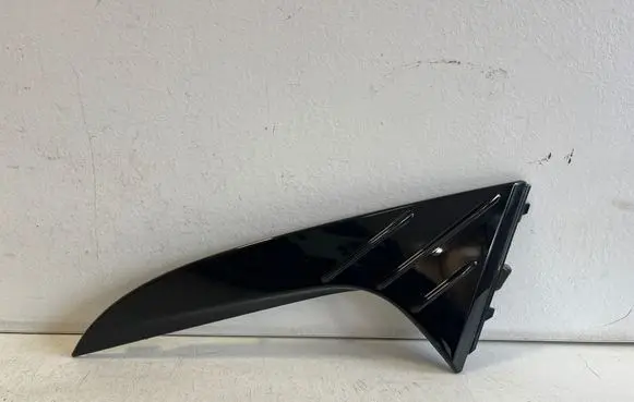 Porsche Taycan 9J1 Tailgate trim 9J0854875