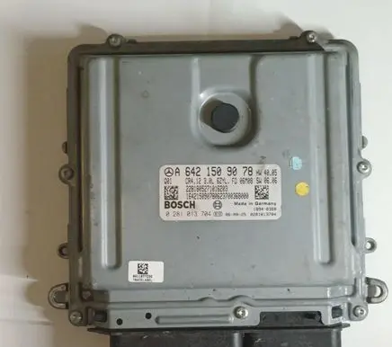 Mercedes-Benz CLS C219 Engine control unit/module A6421509078 0281013704
