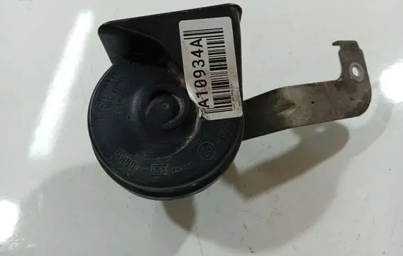 Volvo S40 Horn signal E30055306
