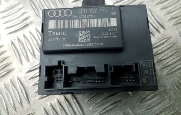 Audi A6 S6 C6 4F Door central lock control unit/module 4F0959795