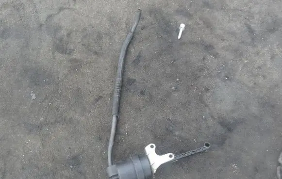 Clutch slave cylinder