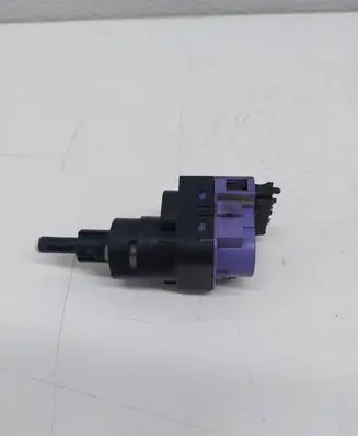 Volkswagen Caddy Brake pedal sensor switch PA666F33