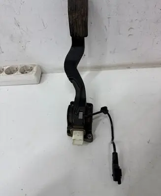 Citroen C4 I Accelerator throttle pedal 0280755001 9650889180