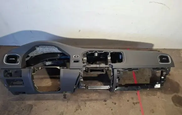 Volvo V60 Dashboard 8635956 30791695 616289100