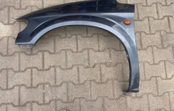 Chrysler Voyager Fender 