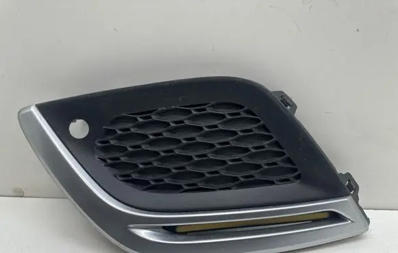 Volvo XC60 Front bumper lower grill 31290433 31290435