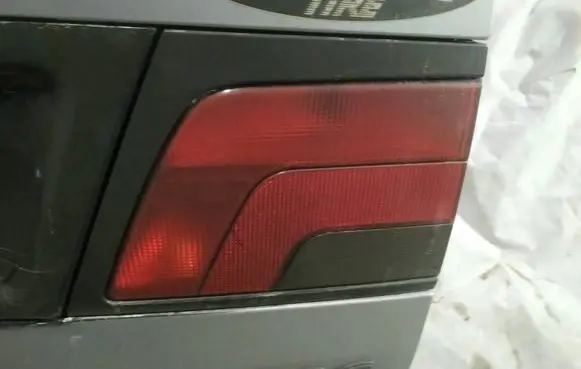 Peugeot 806 Tailgate rear/tail lights