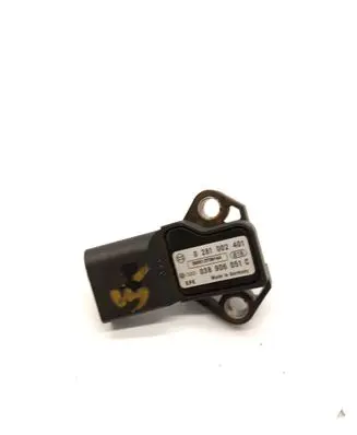 Volkswagen Tiguan Air pressure sensor 038906051C 0281002401