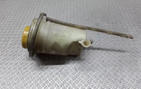Chrysler Pacifica Power steering fluid tank/reservoir 28168005