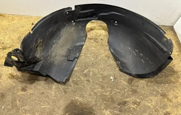 Citroen C4 Cactus Front wheel arch liner splash guards 9801609880