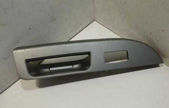 Chrysler Sebring (JS) Rear door window switch trim 100391