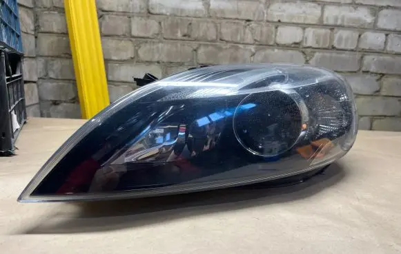 Volvo V40 Headlight/headlamp 31283332 7226100000 3000065330
