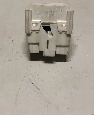 Mitsubishi L200 Other relay A4545450028