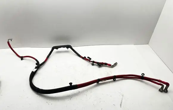 Jeep Grand Cherokee WL Positive cable (battery) P68380188AD