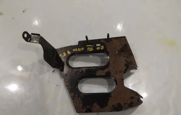 Renault Clio III Battery box tray 