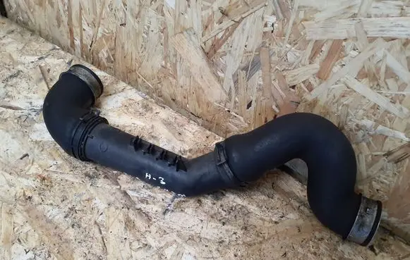 Audi A3 S3 A3 Sportback 8P Intercooler hose/pipe 3C0145770B