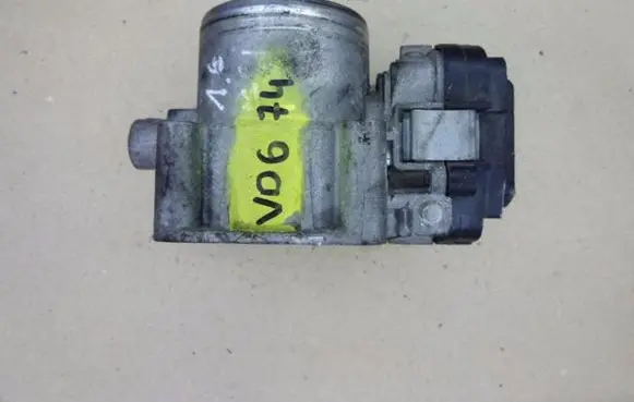 Audi A3 S3 8P Throttle body valve 03C133062A VD674