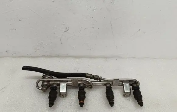 Fuel main line pipe