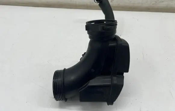Intake resonator