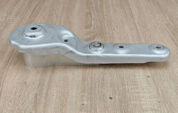 BMW 8 G16 Sway bar bush bracket, rear 6887416