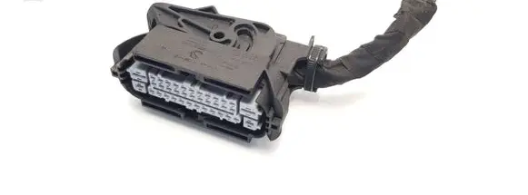 Volkswagen PASSAT B6 ABS module connector plug 1K0973038