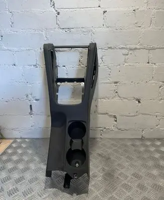 Volkswagen Golf V Center console 1K0863243A