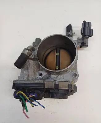 Subaru Outback Throttle valve 16112AA010 1F080230