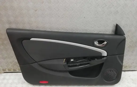 Renault Megane III Front door card panel trim 809016420R 1050080