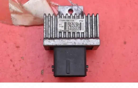 Renault Clio I Glow plug 110678071R