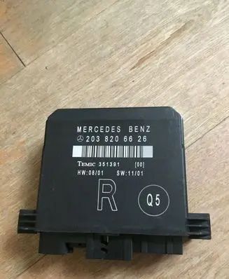 Mercedes-Benz C W203 Door control unit/module 2038206626 35191