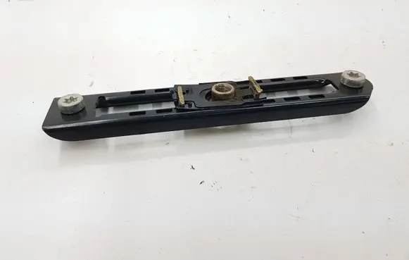 Opel Vectra B Seat belt adjustment rail 