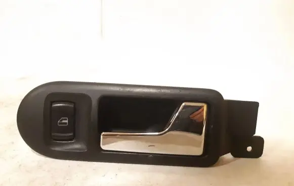 Volkswagen PASSAT B5 Front door interior handle 3B1837114