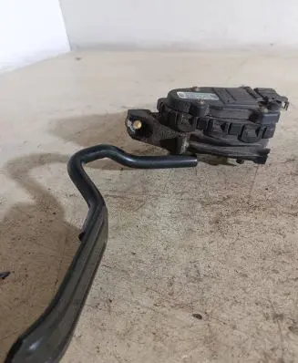 Volkswagen Sharan Accelerator throttle pedal 7M1721603A 98VW9F836AB 6PV00777003