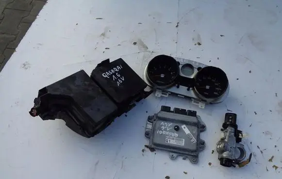Nissan Qashqai Engine control unit/module ECU MEC93620