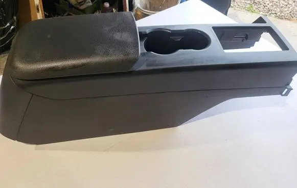 Ford Mustang V Armrest 4R3X63044B90 4R3X63045A36A 4R336304752AB