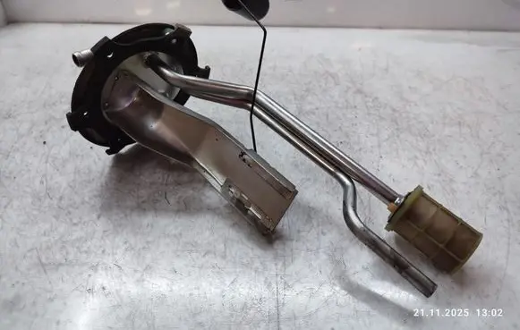 Mitsubishi L200 Fuel level sensor 