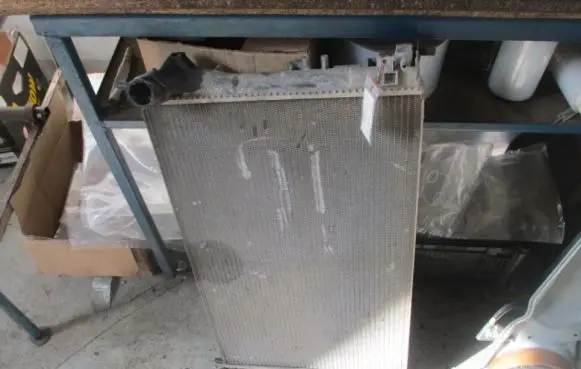 Opel Signum Coolant radiator 24418343