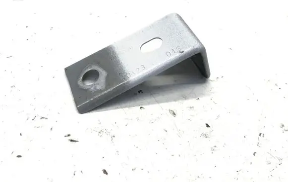 Skoda Kodiaq Fender mounting bracket 565821438