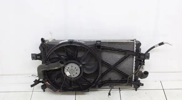 Opel Zafira B Radiator set 2005R