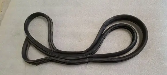 Audi 100 S4 C4 Front door rubber seal 