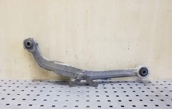 Nissan Qashqai Rear control arm