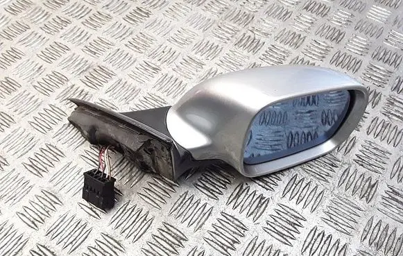 Audi A6 S6 C5 4B Front door electric wing mirror e6012319