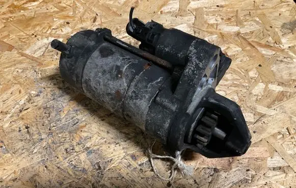Toyota Avensis T250 Starter motor 281000R010