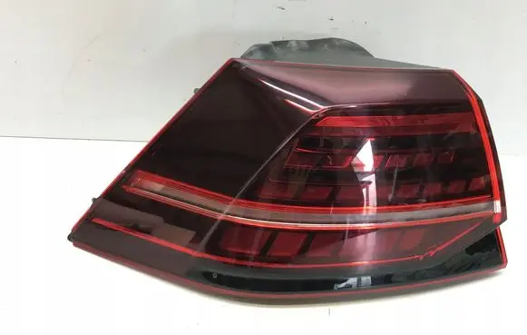 Volkswagen Golf VII Rear/tail lights 5G0945207G