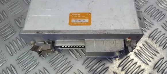 Audi 100 S4 C4 ABS control unit/module 0265100037 443907379c