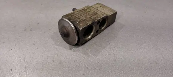 Smart ForTwo I Air conditioning (A/C) expansion valve 0001266V002 92070031 52175290