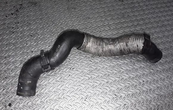 Volkswagen PASSAT B6 Engine coolant pipe/hose 3C0121157AA