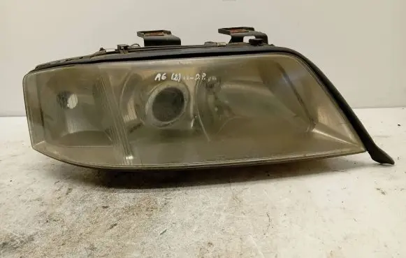 Audi A6 S6 C5 4B Headlight/headlamp 14847400