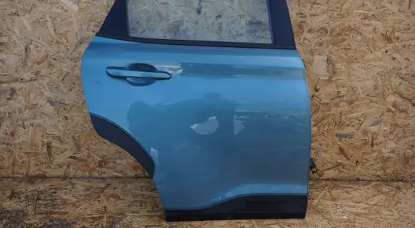 Hyundai Kona I Rear door DRZWI818111