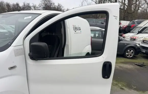Fiat Fiorino Front door